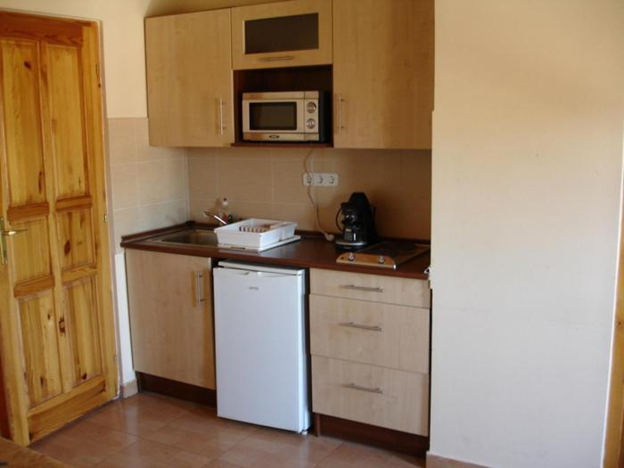 Mediterran Apartman Es Vendeghaz Hajdúszoboszló Εξωτερικό φωτογραφία
