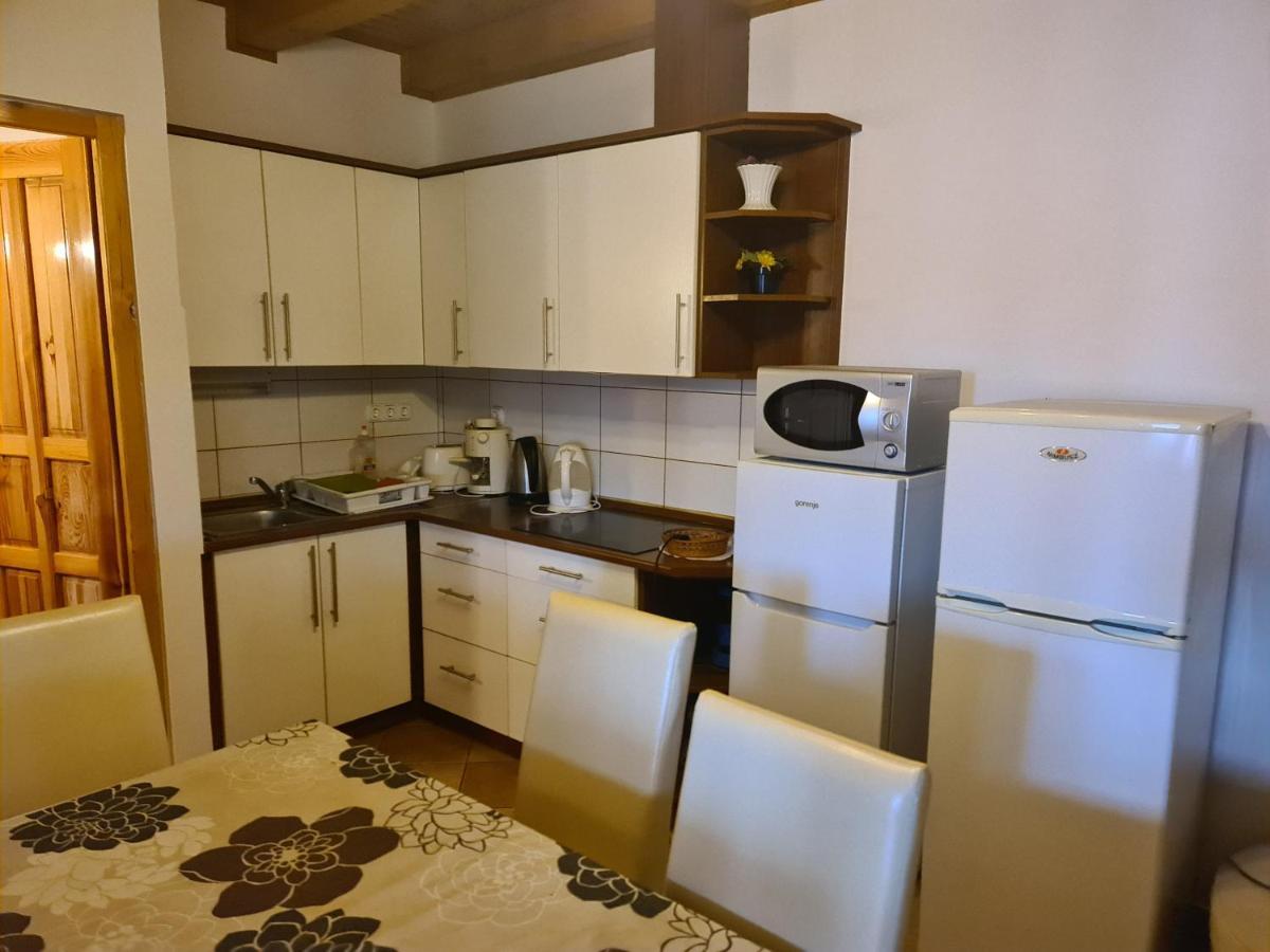 Mediterran Apartman Es Vendeghaz Hajdúszoboszló Εξωτερικό φωτογραφία