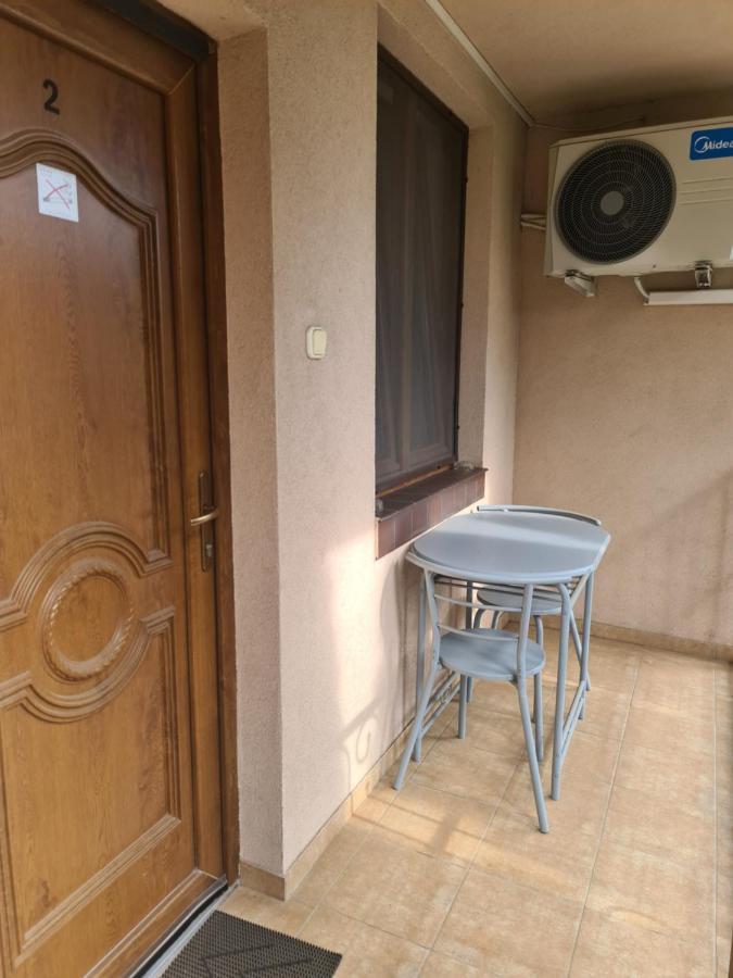 Mediterran Apartman Es Vendeghaz Hajdúszoboszló Εξωτερικό φωτογραφία