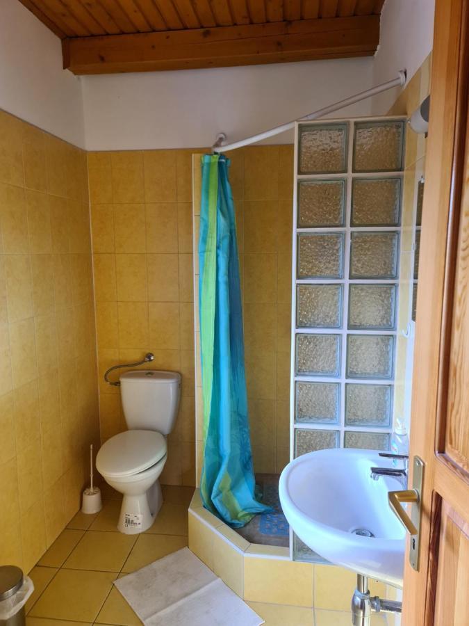 Mediterran Apartman Es Vendeghaz Hajdúszoboszló Εξωτερικό φωτογραφία