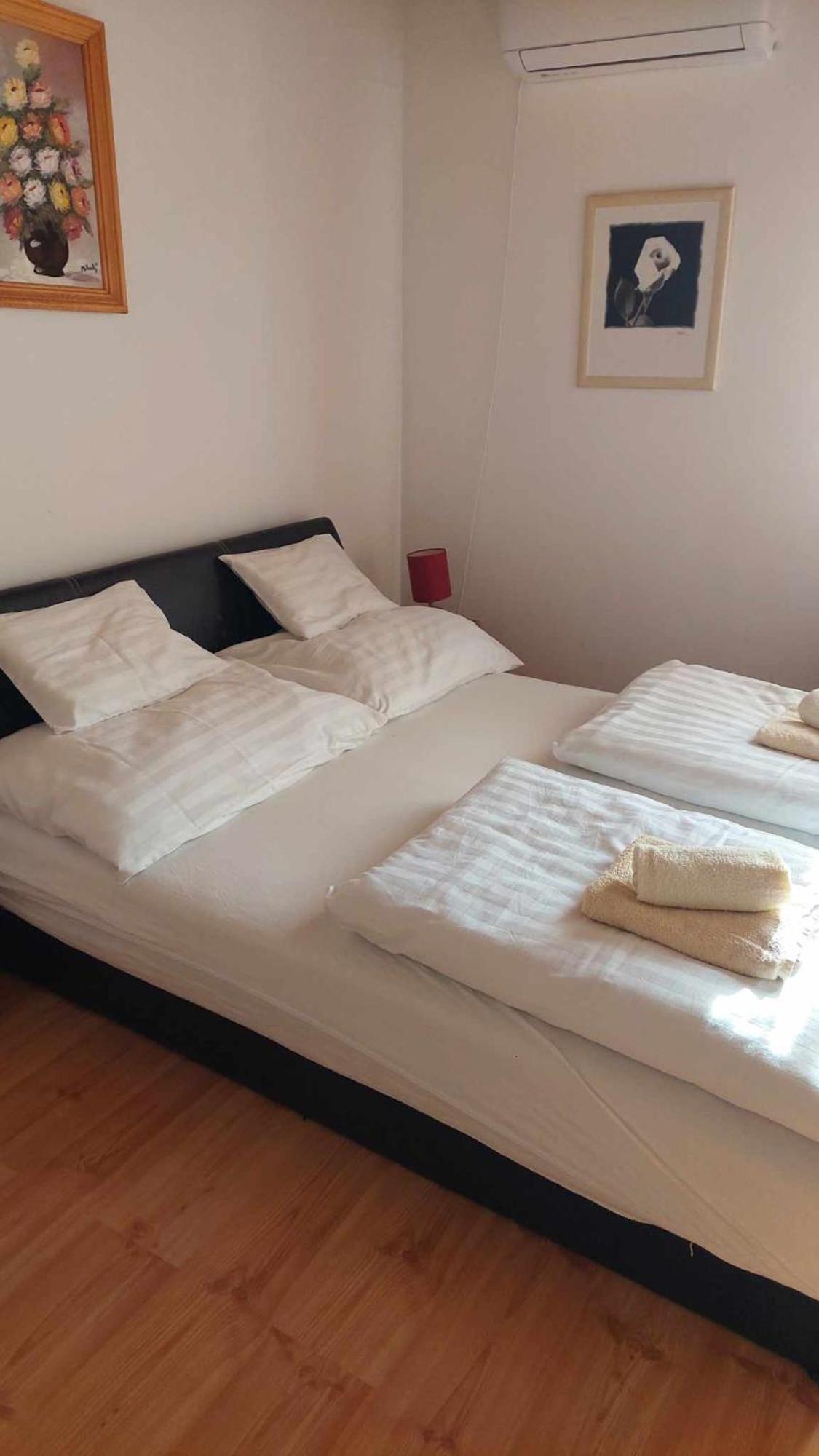 Mediterran Apartman Es Vendeghaz Hajdúszoboszló Εξωτερικό φωτογραφία